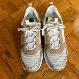 Michael Kors. Size 8. Brand new wear Only Once.